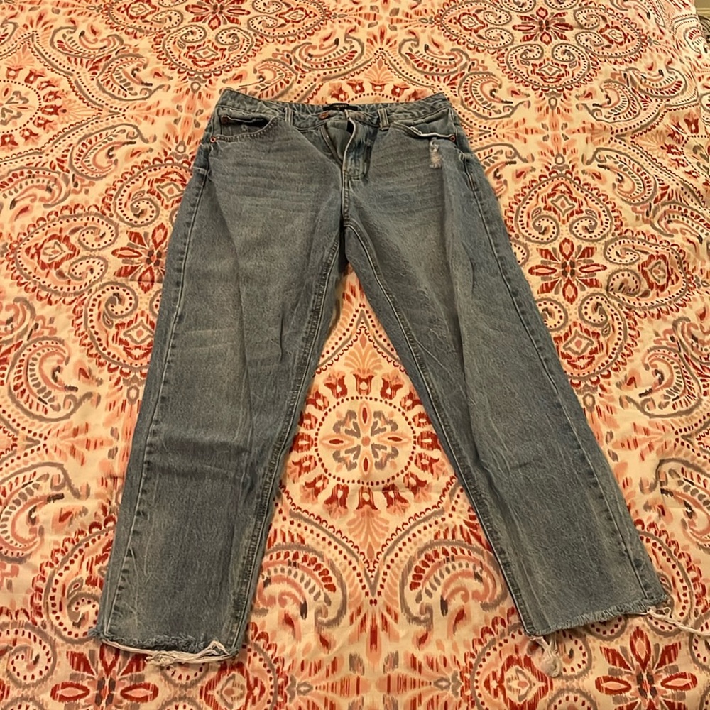 Forever21® denim jeans (Size 28)